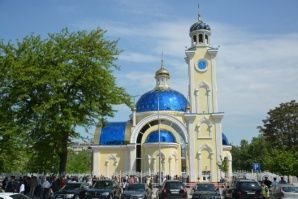 Църква, спортна зала и младежки център от Пловдив се борят за „Сграда на годината“