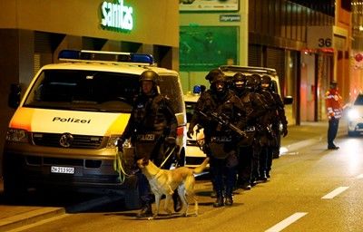Не са известни мотивите за стрелбата в Цюрих