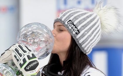 Ана Фенингер се надява да се завърне на белите писти през 2016