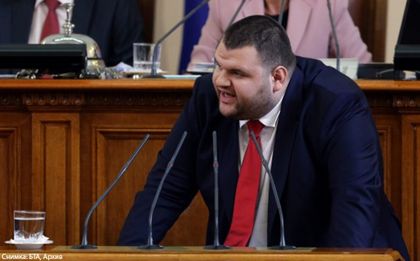 Пеевски: Защитавам националните интереси