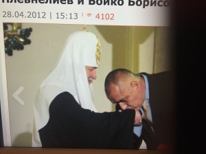 Президентът Радев измести Борисов и Сидеров в подмазването на руския патриарх Кирил