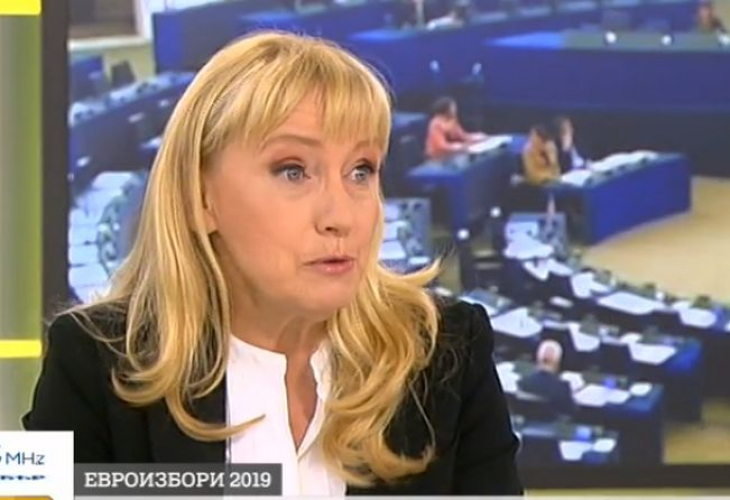 Елена Йончева хвърли бомба в ефир и показа документи, свързани с Борисов!
