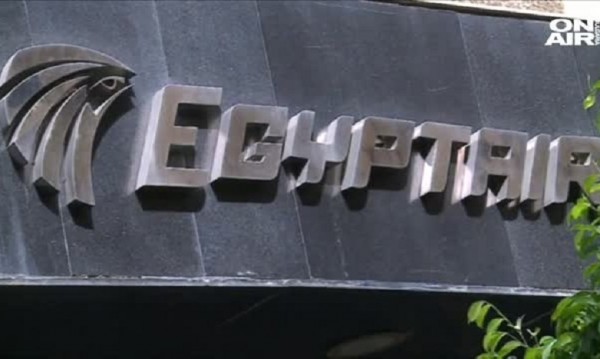 Пак проблем на борда на самолет на EgyptAir