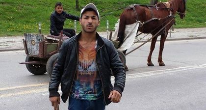 След като циганите не признават държавата България, защо те участват в изборите за нейното управление?
