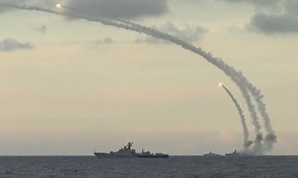 4 жертви след въздушни удари срещу сирийската армия
