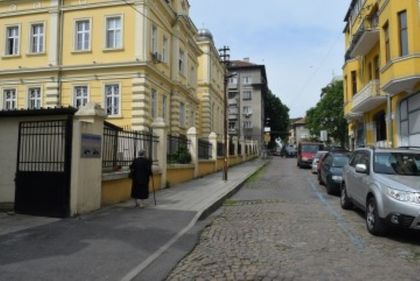 Бургас: Временна организация на движението ще бъде въведена на ул. „Хан Крум“ заради извършване на ремонт на пътната настилка