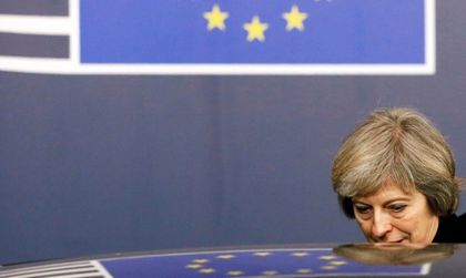 Тереза Мей – власт в сянката на Brexit-а