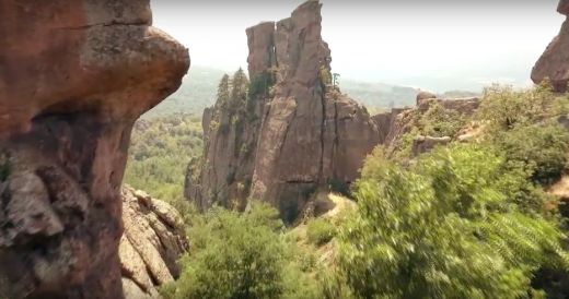 Уникални кадри на България с дрон! Не сте виждали Белоградчишките скали по този начин никога! (ВИДЕО)