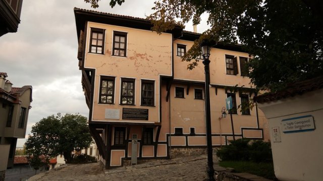 Дават "Ламартин" на "Старинен Пловдив"