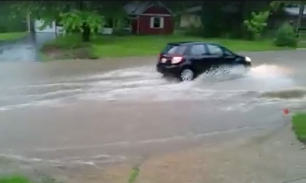 Северна Гърция под вода, улиците са реки