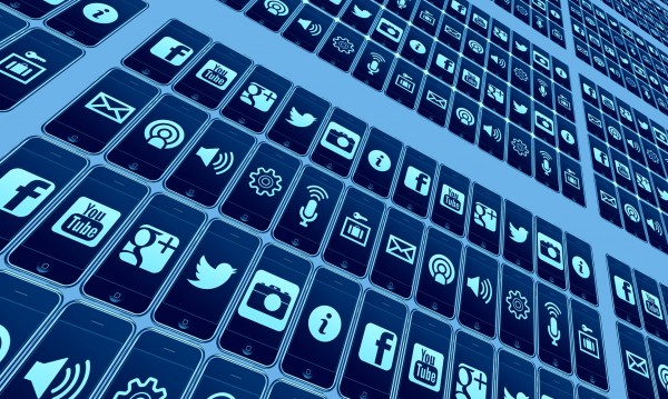 Facebook, Google и Twitter ще отговарят пред комисията по разузнаване към Сената
