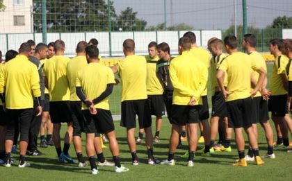 Ботев Пловдив без 4-ма срещу Созопол за
Купата