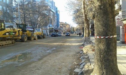 Още една находка под бул. "Васил Априлов", ремонтът обаче продължава
