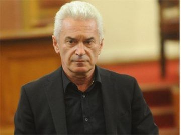 Депутатите без никаква заплата при безпричинни отсъствия