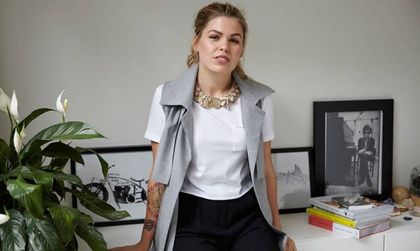 Блогърка мамила, че излекувала рак с аюрведа