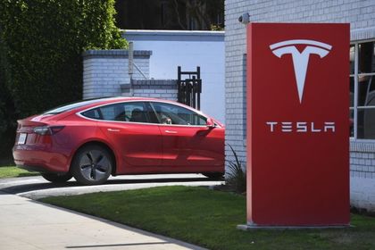 Tesla стартира продажбите на Model 3 в Мексико