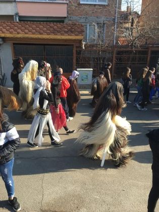 Тодор Чепов, бивш ръководител на кукерска група „Козият рог“: Подготовката за кукерския празник е дълга и започва много преди деня на игрите