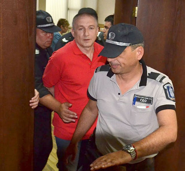 Килърът на Дребчев на съд и за Оги Лудия
