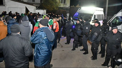 Жителите на Войводиново прекратяват временно протестите