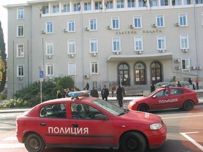 Вкараха в поправителен дом 16-годишно момче, изнасилило дете