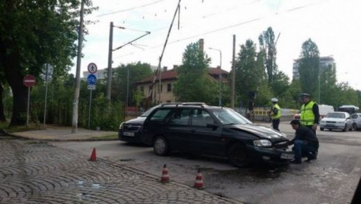 Прокуратурата погна пловдивски шофьор под пагон, причинил автомеле навръх Гергьовден