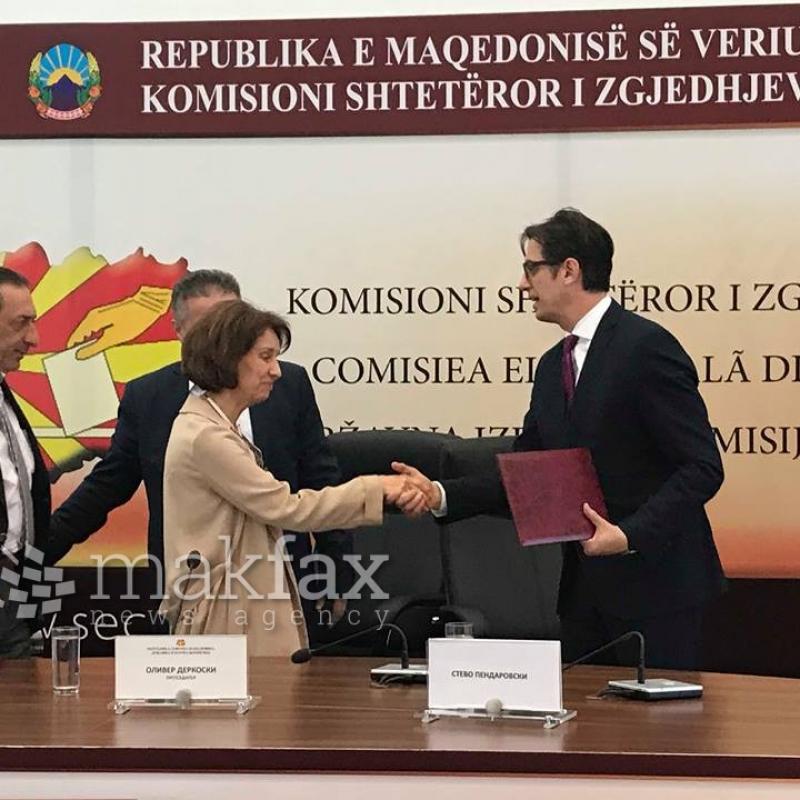 „Макфакс“ (Македония): Кандидатите за президент подписаха Кодекс за честни и демократични избори