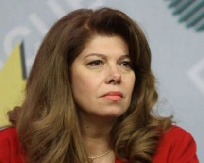 Илияна Йотова предупреди: ТТИП между ЕС и САЩ може да доведе до дъмпинг на хранителните продукти в Европа