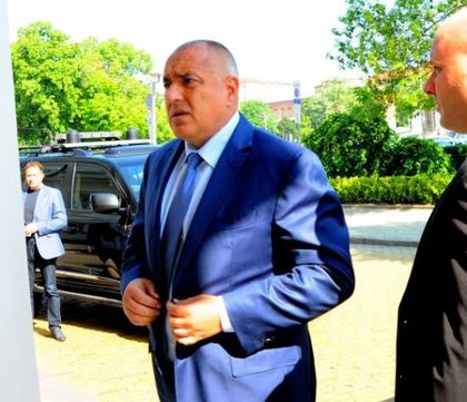 Борисов пристигна в парламента за обсъждането на Изборния кодекс