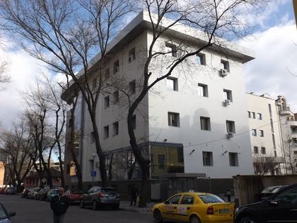 Прекарват парно в сградата на НОИ в Пловдив