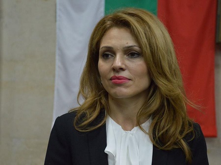 Благоевград: Зам.-кметът Христина Шопова ще даде пресконференция във връзка с предстоящото издание на театралния фестивал „Тара-ра-бумбия”