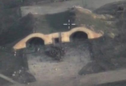 Руските военни показаха последствията от ударите на САЩ по „Шейрат” (КАДРИ ОТ ВЪЗДУХА)