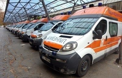 17-годишен е със сцепена глава и рана на ръката, след като катастрофирал в Русе