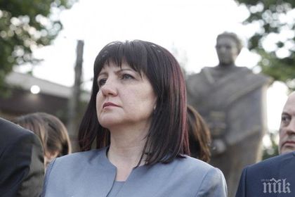 Шефката на парламента успокои: Няма правителствена криза