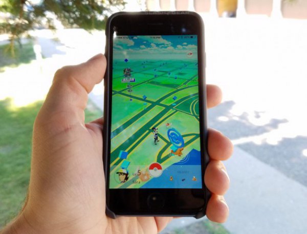 Хората масово трият "Pokemon GO", когато разберат това...