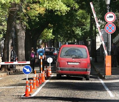 Достъпът с коли в Стария Пловдив - само за живущи