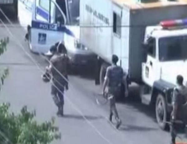 Вонен преврат блокира и Армения