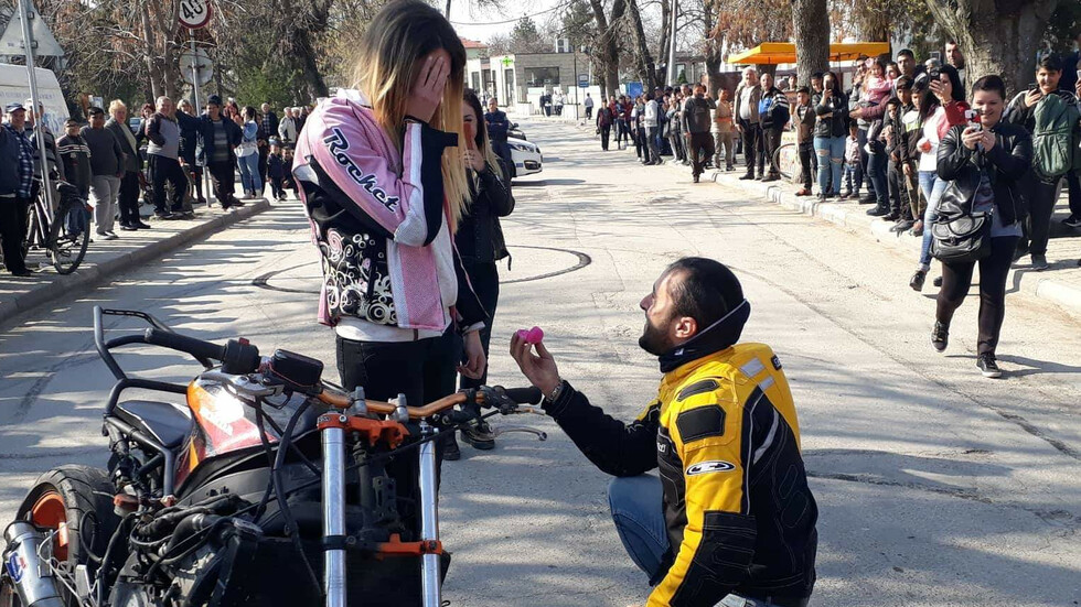Предложение за брак на откриването на мотосезона в Пловдивско СНИМКИ