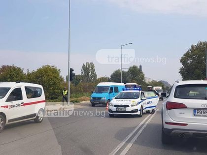 Ауди отнесе жена на пешеходна пътека на