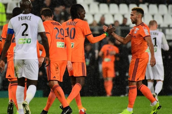 Лион на 1/4-финал за Купата на лигата във Франция