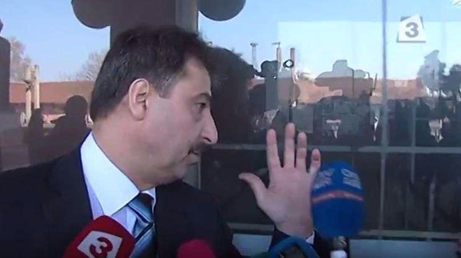 ВИДЕО: Цветан Василев влезе в съда