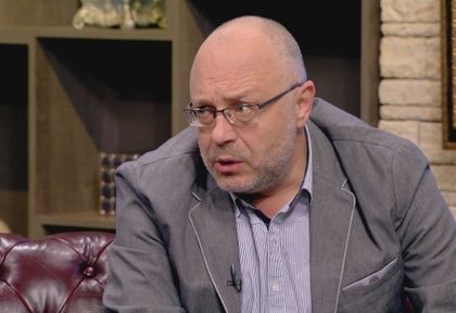 Адвокатът на битата акушерка с разкрития по делото на Владо Плацентата