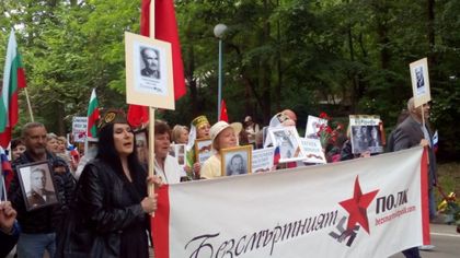 72 салюта над Альоша и полева кухня за Деня на Победата