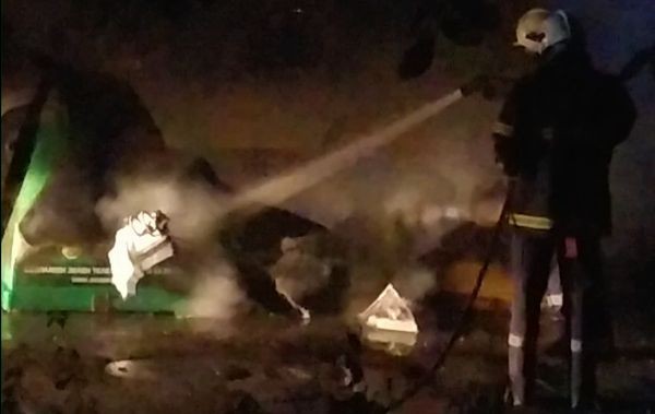 Масивен пожар на около 40 километра от Пловдив