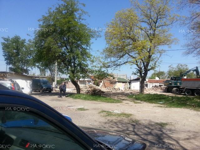 Пловдив: Служителите на Генералното консулство на Турция и на районната администрация на „Северен“ ще чистят заедно нерегламентирано сметище до „Арман махала
