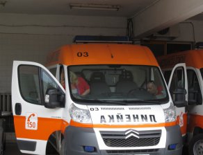 Трима са с опасност за живота след катастрофата в Лом