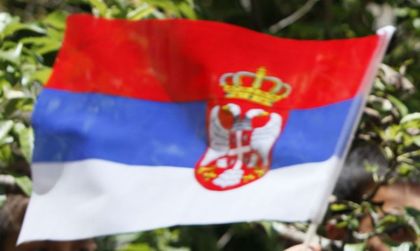 Сръбски ученици пребиха момче: Циганин не може да носи знамето!
