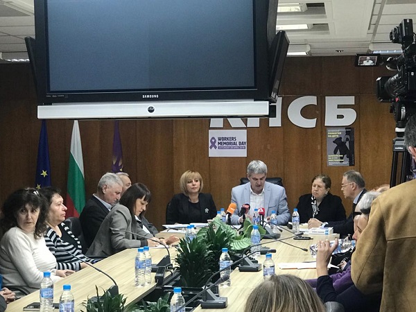 Омбудсманът Мая Манолова към ЦИК: 27 милиона за наем на машини за гласуване не е ли прекалено