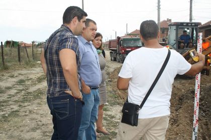 Асфалтират две знакови улици в Раковски