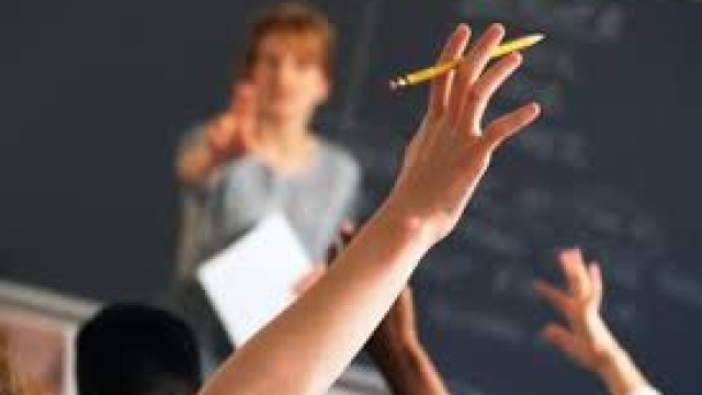 Виц на деня: Ученикът джедай пита учителя...