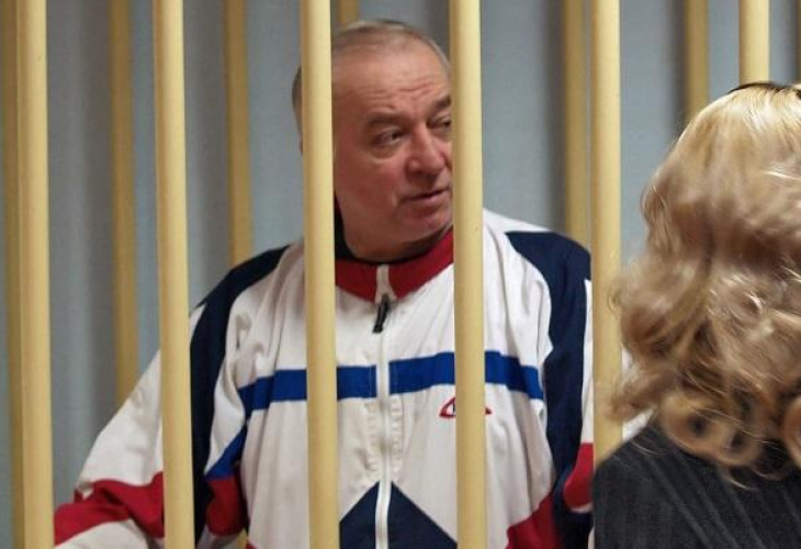 Историята на Скрипал или как с „меден капан” и млада засукана мома полковникът от ГРУ е прикоткан от Ми-6 (СНИМКИ)